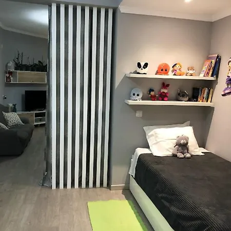 דירה Pleasant With Private Pool In Lombo Do Doutor - 50 M²